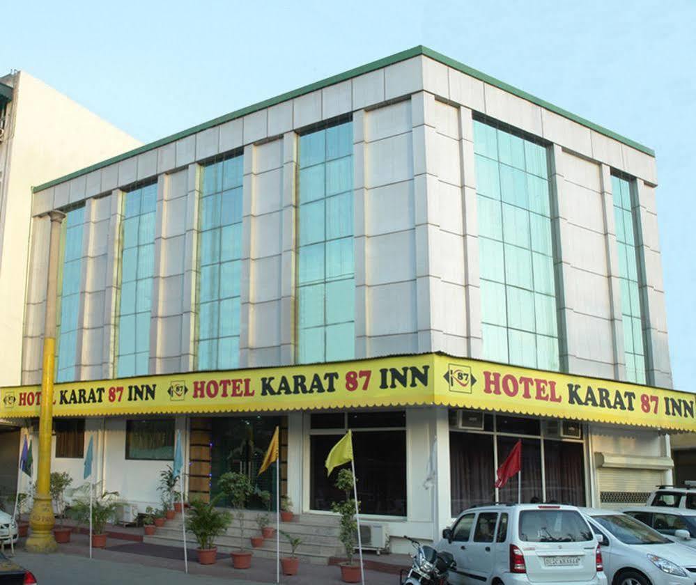 Hotel Karat 87 Inn Нью-Дели Экстерьер фото